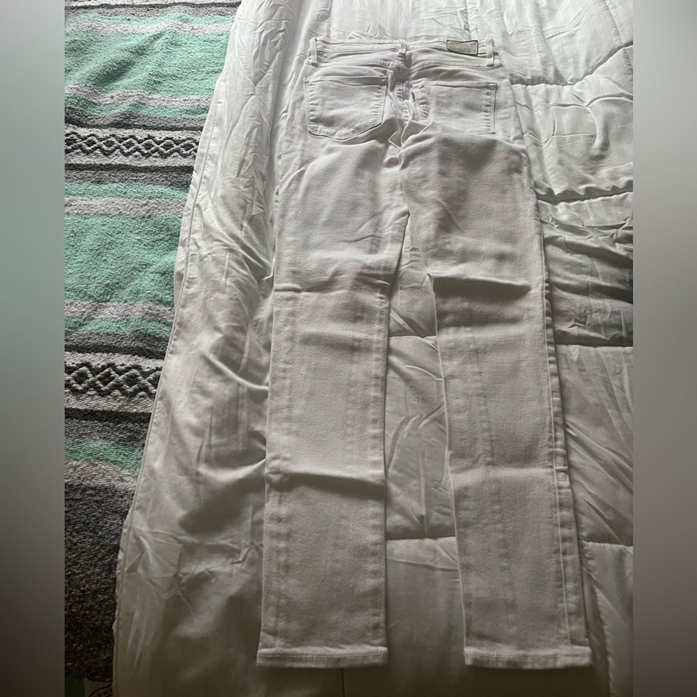 Levi’s Women's White Jeans - Picture 2 of 3
